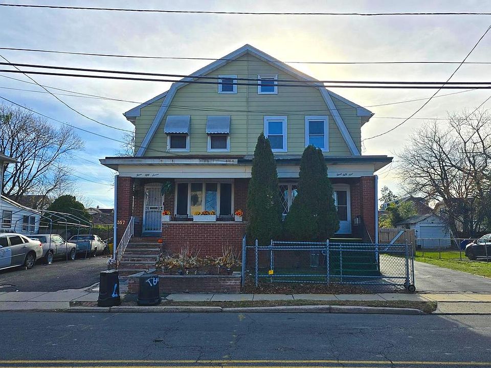 1st image of 359 Parkway Ave