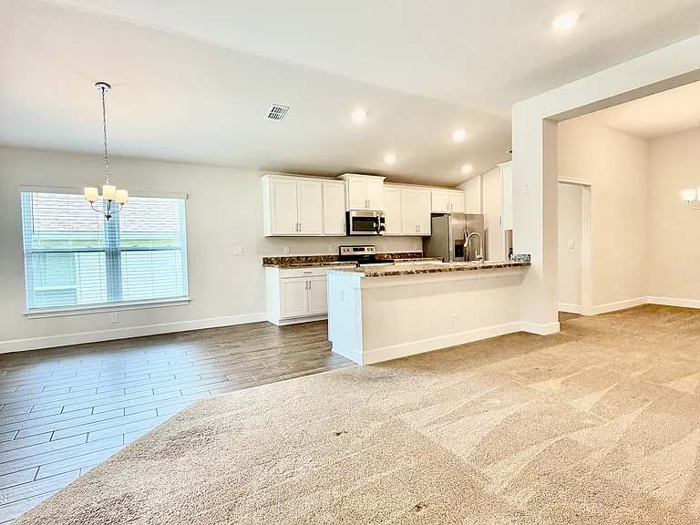 633 W Rexford Dr — Photo 30