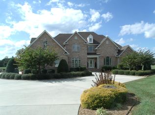 182 Northfield Dr, Winchester, TN 37398