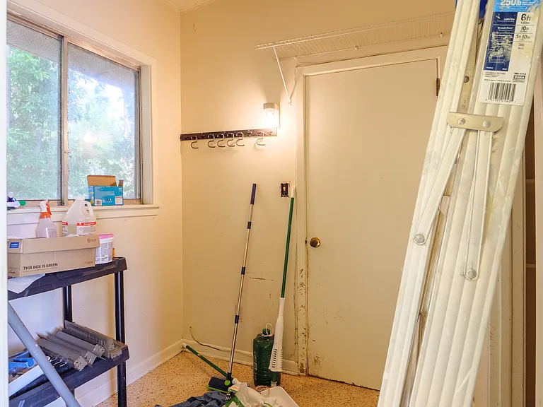 206 Wayne Ave — Photo 7