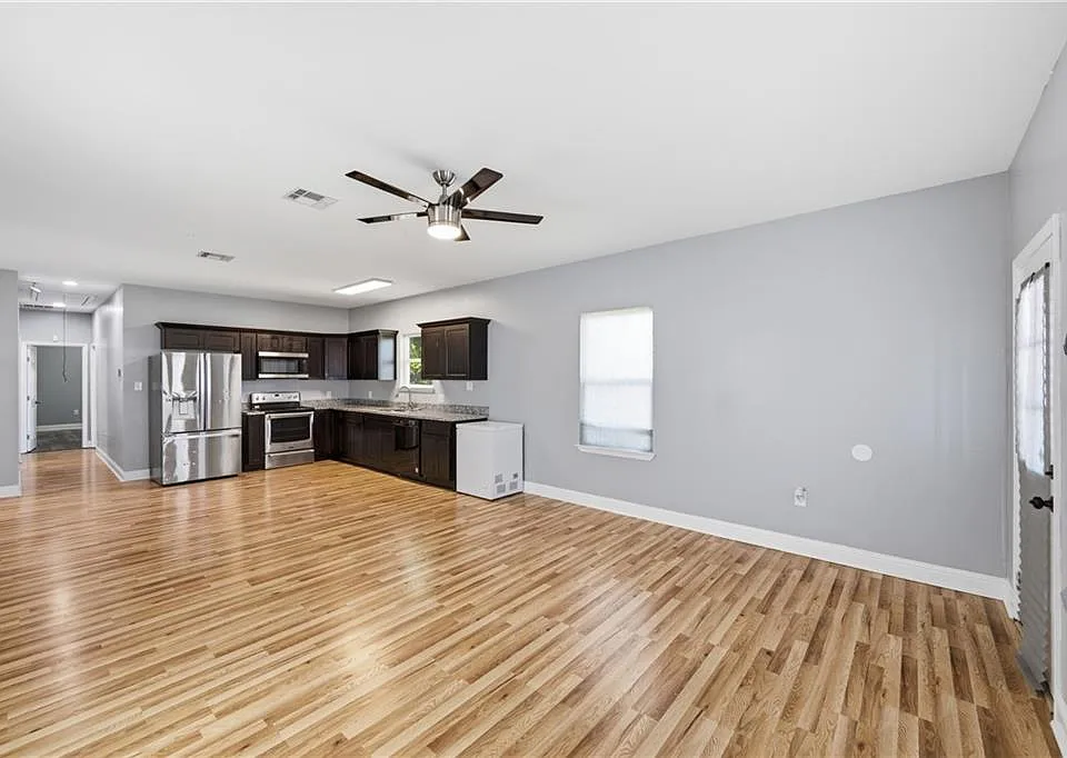 2318 Seminole Pl