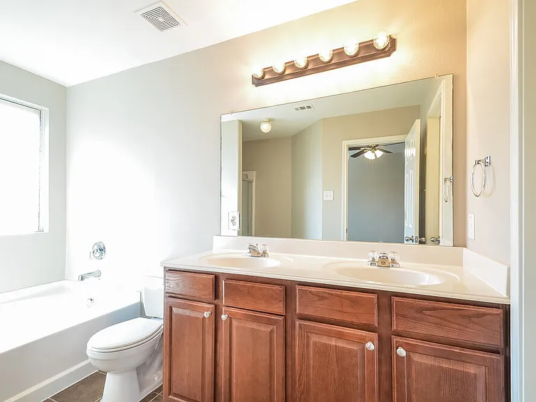 3525 Camino Real Trl — Photo 9