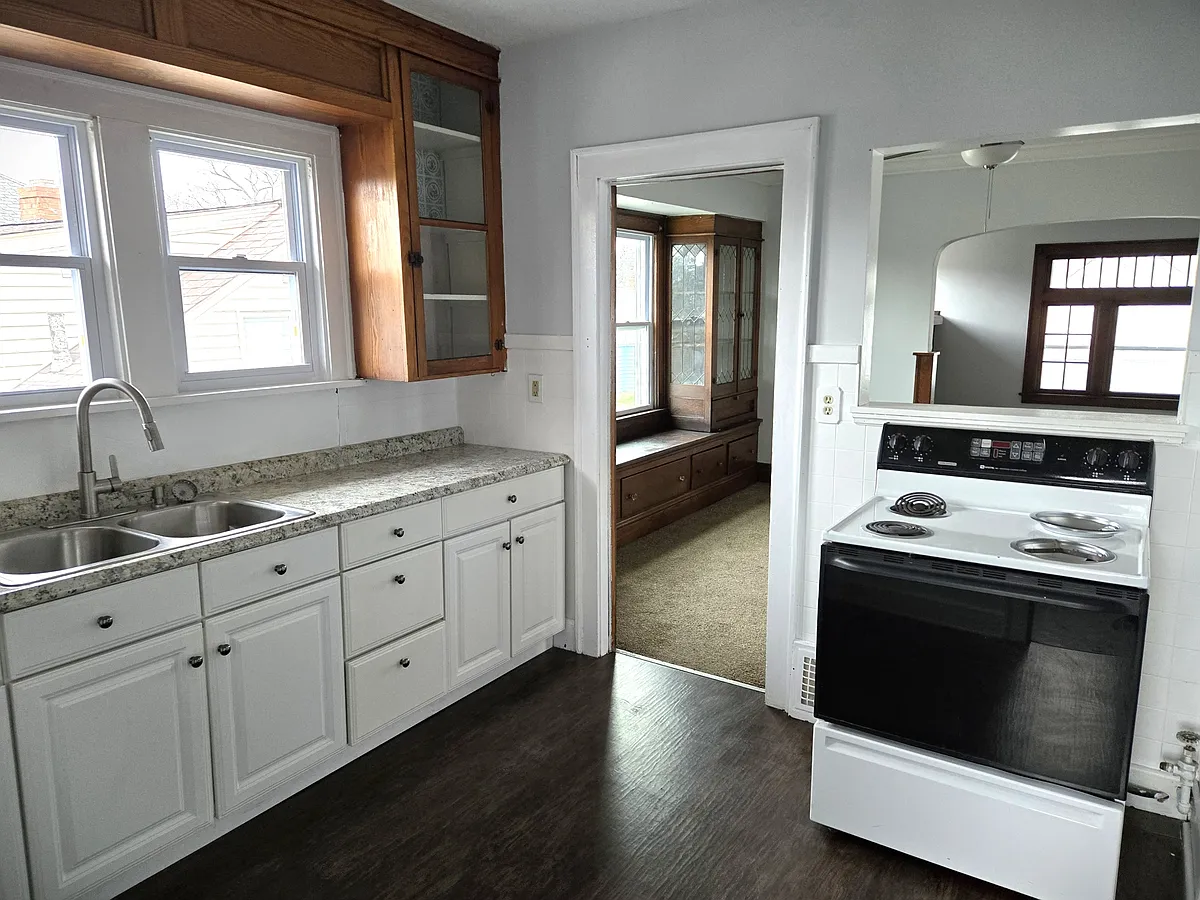 Building Photo - 11512 Tonsing Dr #2