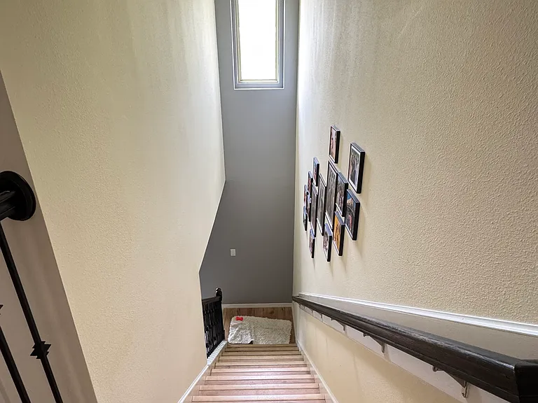 379 Misty Grove Ln — Photo 9