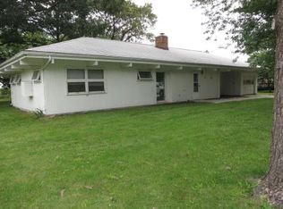 1007 Main St, Ridgeway, MO 64481