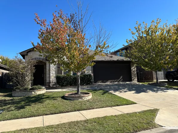 12025 Rustling Oaks Dr, Crowley, TX