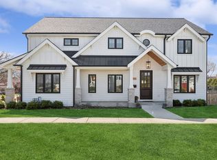 836 N Dunton Ave, Arlington Heights, IL 60004