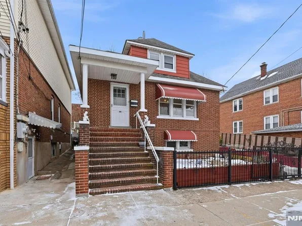 44 Malcolm Ave, Garfield, NJ 07026