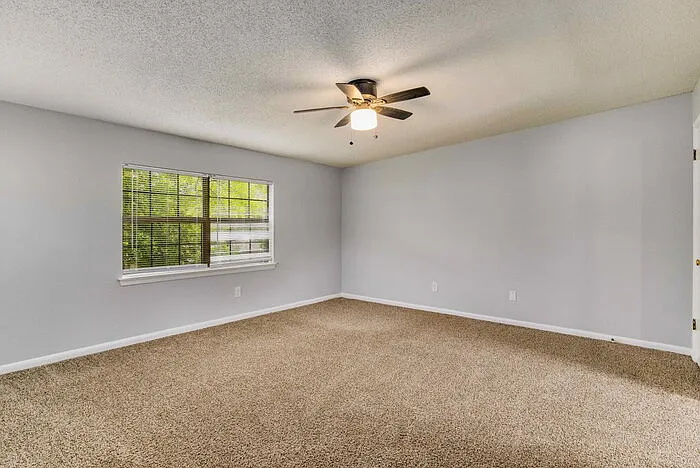 1025 Sable Dr #A — Photo 6