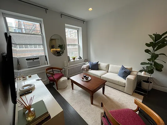 Rented by CNYC Apartments | media 10