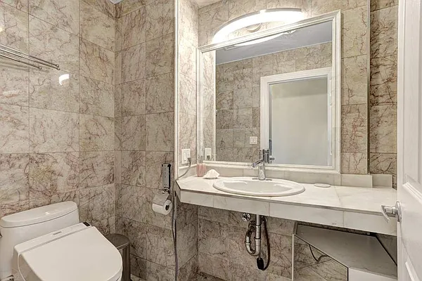 Rented by Douglas Elliman | media 39