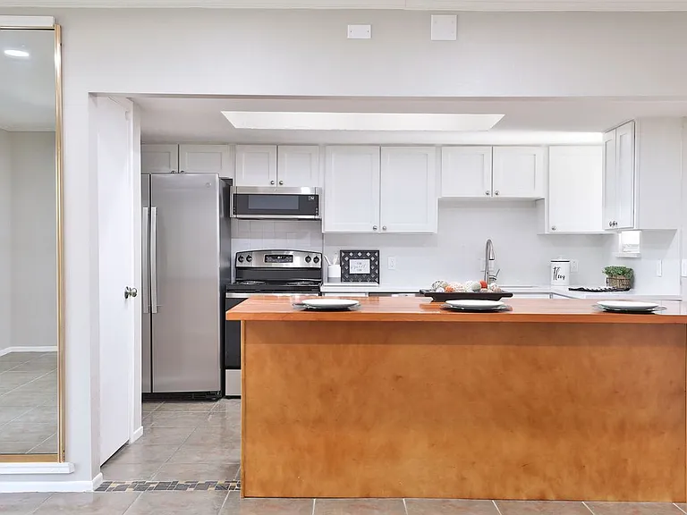 5005 Georgi Ln #18 — Photo 4