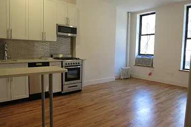 Rented by Manhattan Best Realty, Inc.