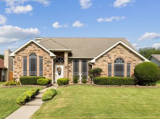 6013 Acapulco Dr, Rowlett, TX 75089