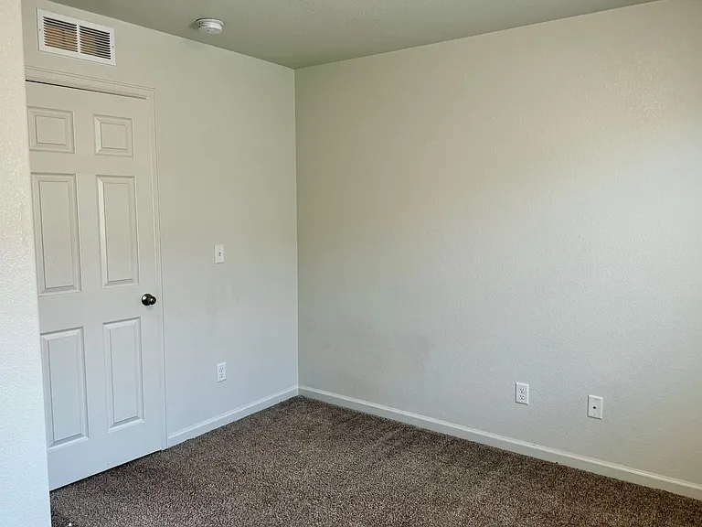 6335 Main St — Photo 12