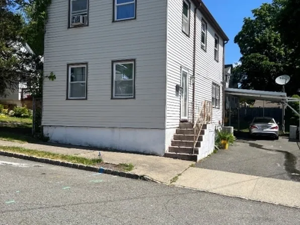 13 King St, Dover Town, NJ 07801