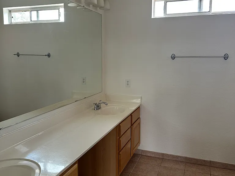 7512 E Navarro Ave — Photo 13