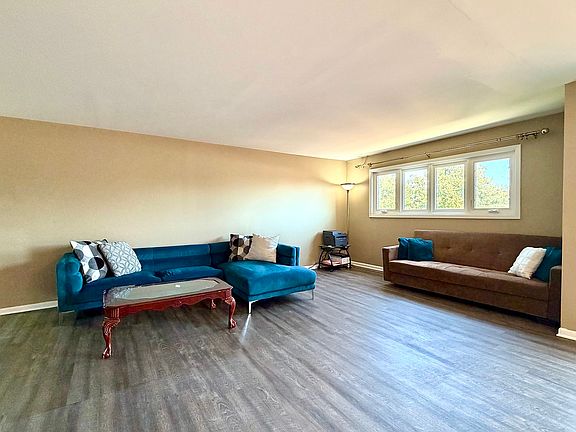 4th image of 2001 Sherman Ave APT 506