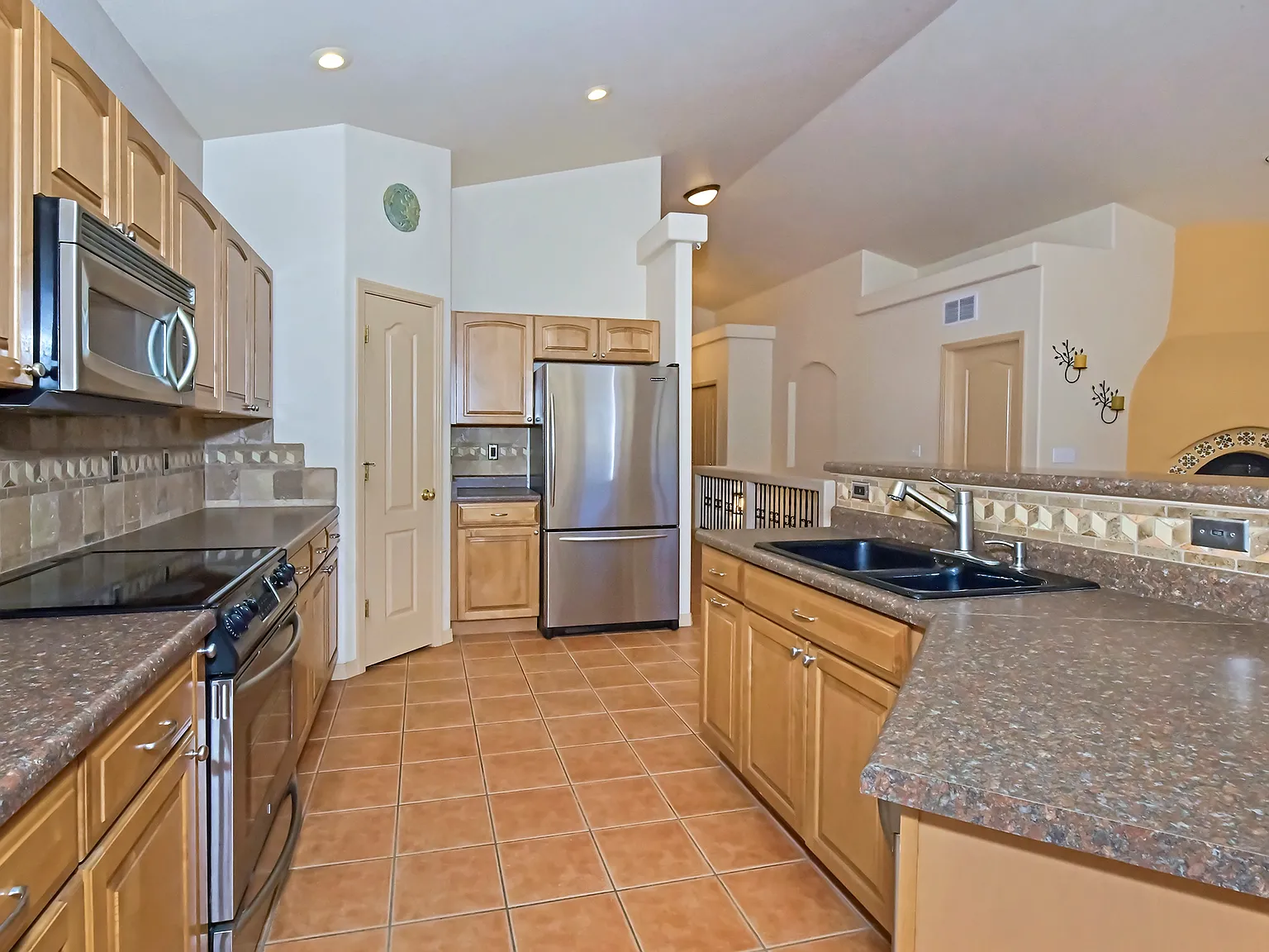 560 Crown Hill Mesa Dr — Photo 4