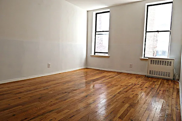 Rented by Level Group | media 2