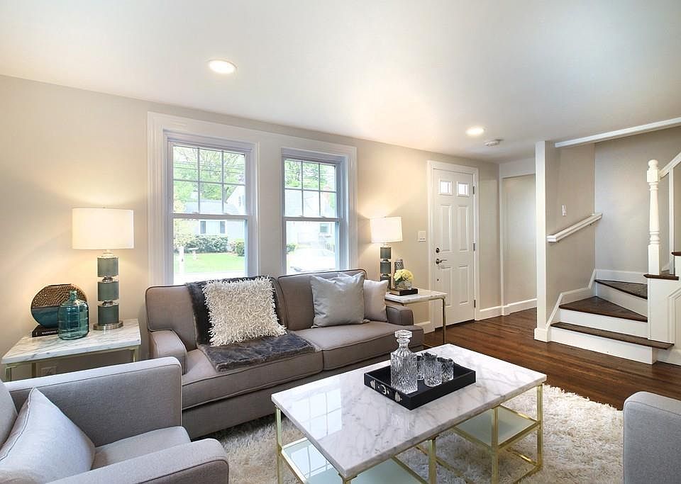 10 Nancy Rd, Dedham, MA 02026 Zillow