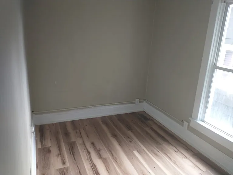 610 Gardner Ct #1 — Photo 3