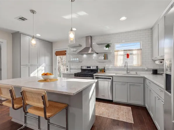 1110 W Oltorf St, Austin, TX 78704