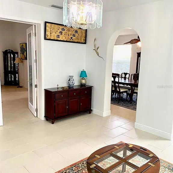 24312 Westgate Blvd — Photo 40