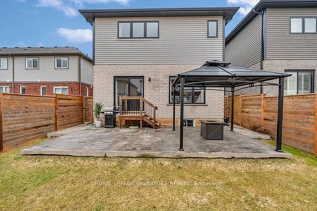 13 Damude Ave — Photo 45