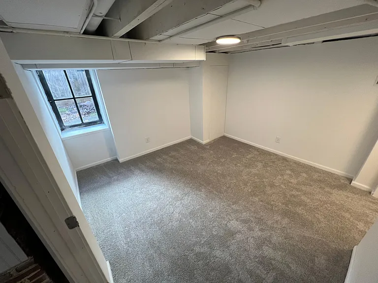 4702 S 2nd St — Photo 35
