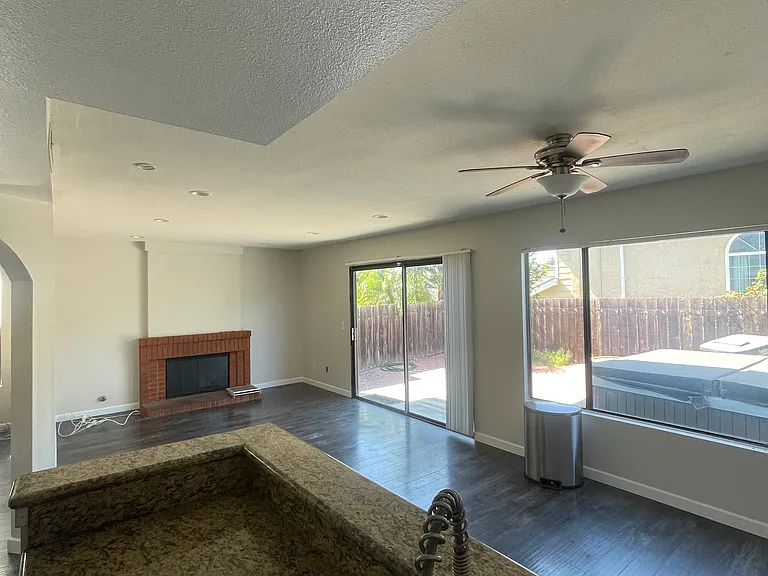 7986 Alton Dr — Photo 4