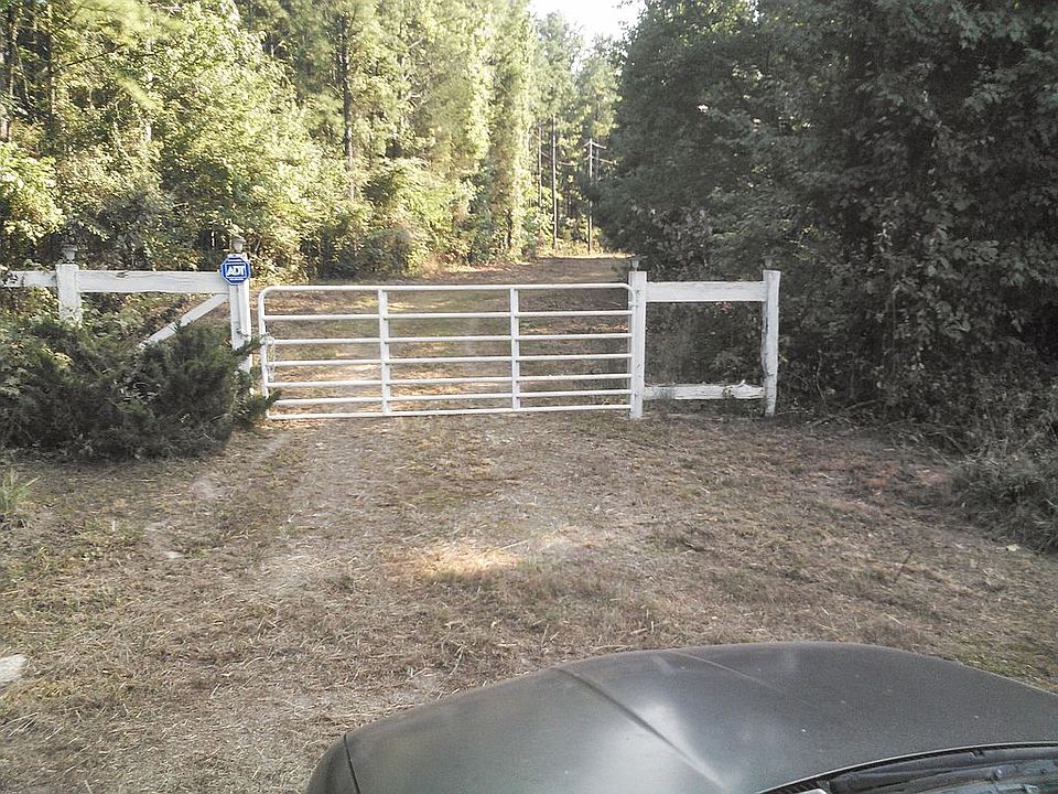 Driveway entrance 1