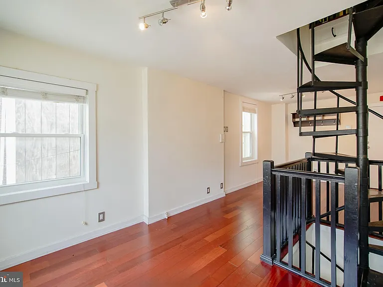 2619 South St #3 — Photo 16