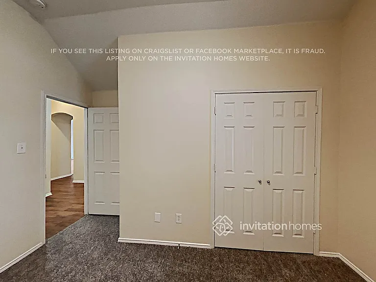 1120 Melrose Dr — Photo 11