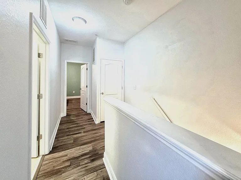 2946 SW 35th Pl #44 — Photo 13
