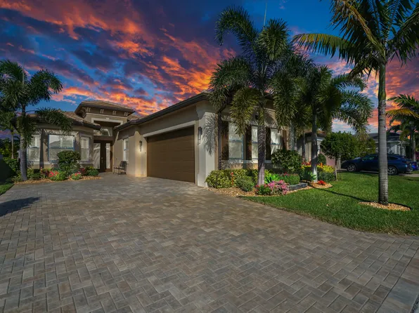 9571 Portugese Pine Grove, Boynton Beach, FL 33473