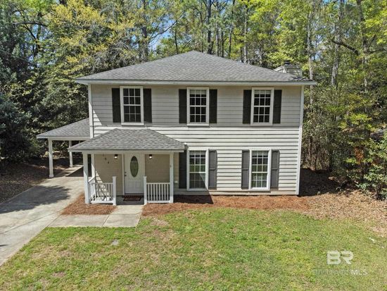 104 Chinquapin Cir, Daphne, AL 36526