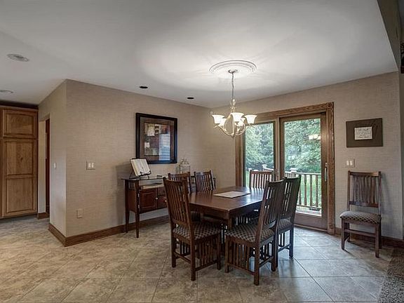 4th image of 4449 Sugarbush Ct SW