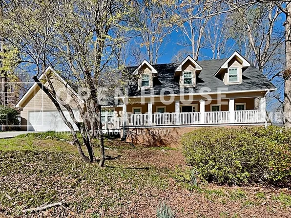 210 Weatherstone Pkwy, Marietta, GA 30068