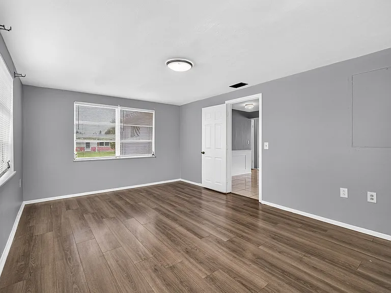 5014 Dove Dr — Photo 10