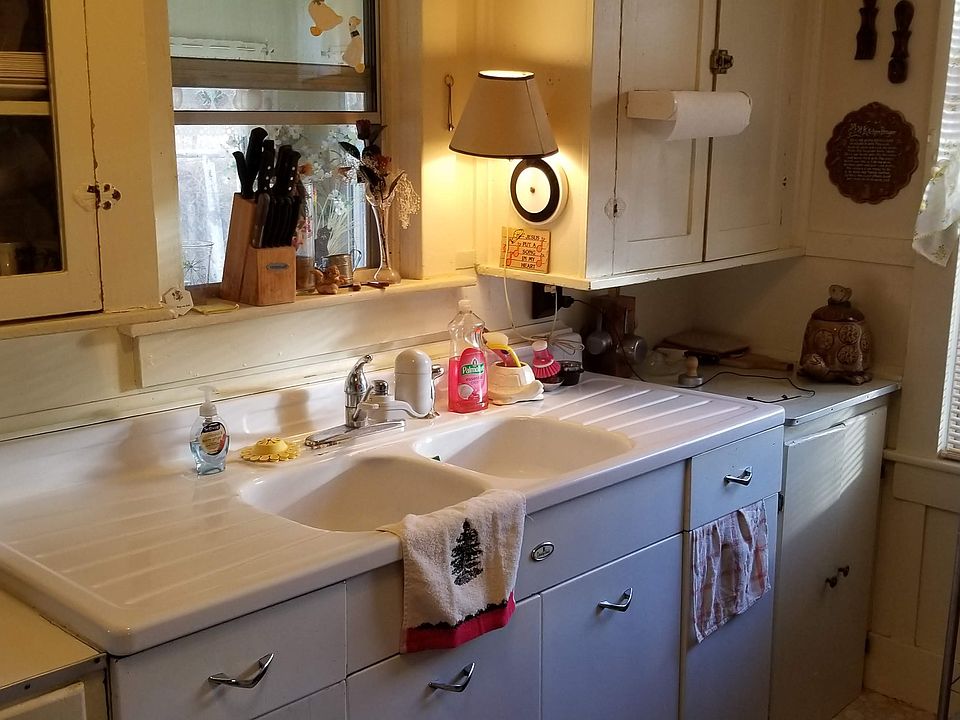 2nd image of 54175 N Main St