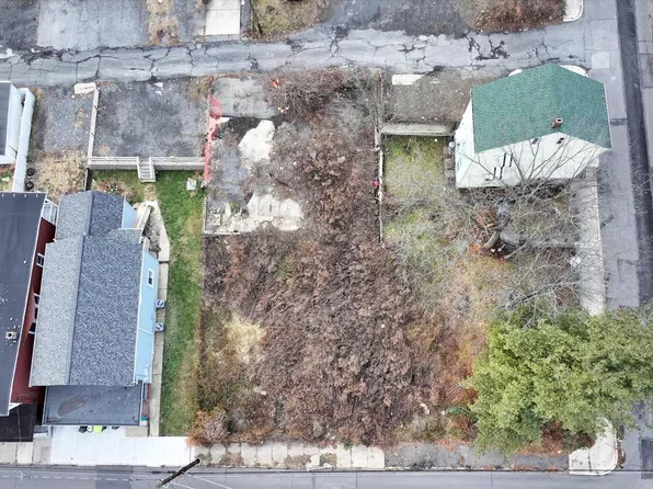 623 N 3rd St, Pottsville, PA 17901