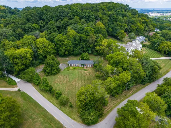 1612 Tynewood Dr, Nashville, TN 37215