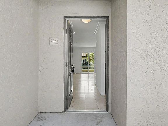4th image of 7405 Charmant Dr Unit 2022