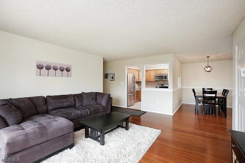 152 Woodward Ln photo 1
