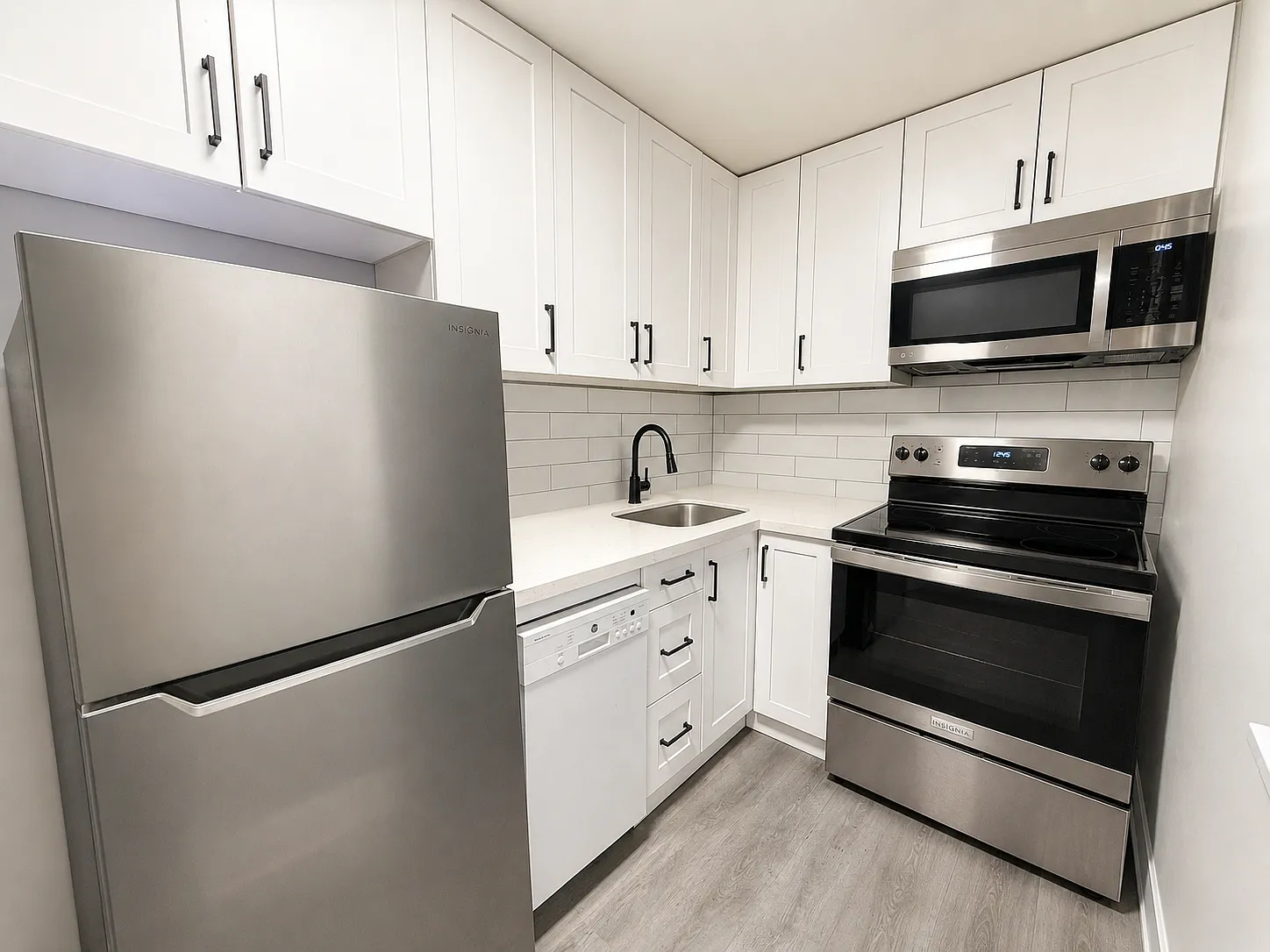 Unit 3 - 831 Main st — Photo 3