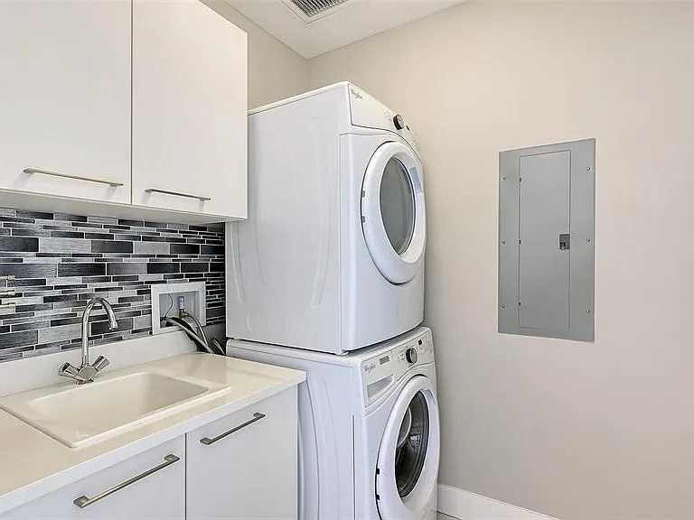 1155 N Gulfstream Ave #1107 — Photo 42