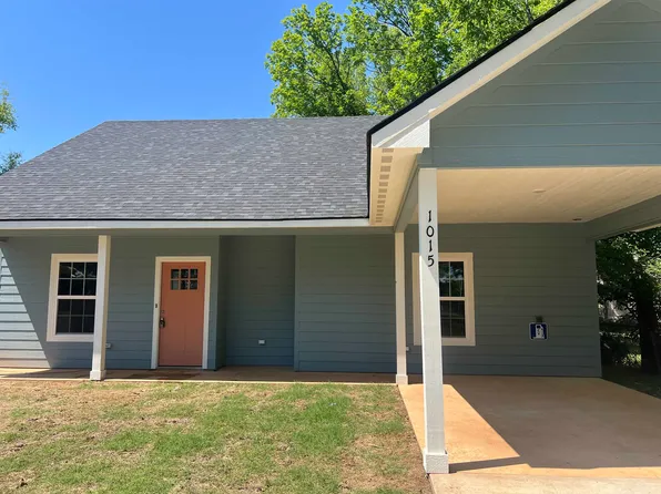 1015 El Paso St, Longview, TX 75602