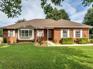 204 Mariner Point Dr, Clinton, TN 37716