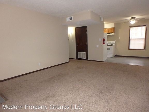 3rd image of 2406 White Gate Dr #22